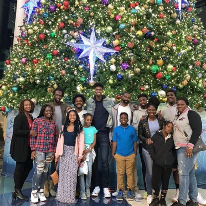 Jonathan Isaac: Family, Net Worth & Marriage [2023 Update]