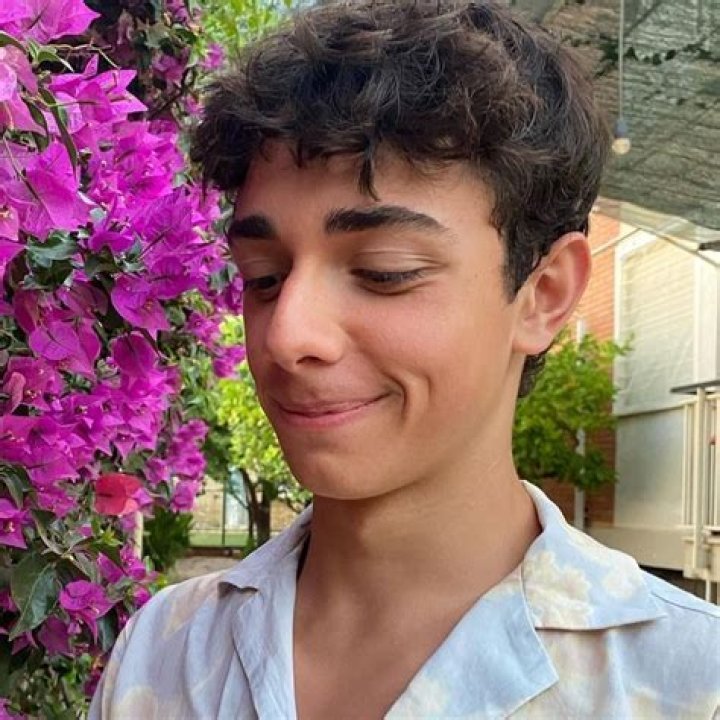 Natalie Aguilar (TikTok Star) - Age, Birthday, Bio, Facts, Family, Net Worth, Height & More