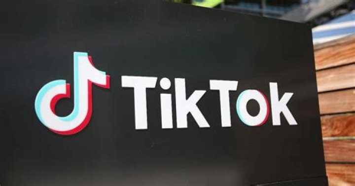 What Does "ASL" Mean on TikTok? Details on the Social Media Slang Term ·